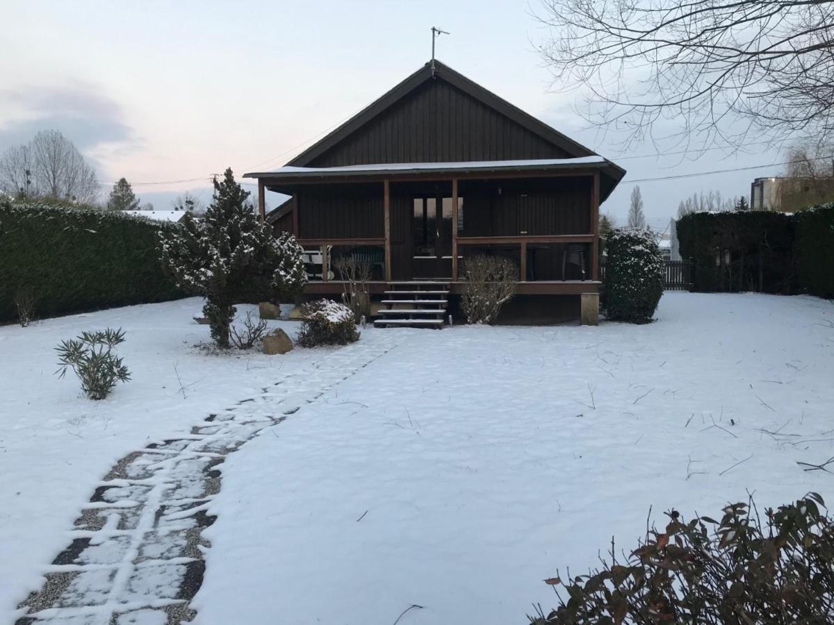 Le Chalet Du Lac - Domaine De La Goujonne Saint-Sauveur-lès-Bray 外观 照片